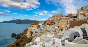 Σαντορίνη: Ανυψώθηκε η Καλντέρα έως και 4 εκατοστά