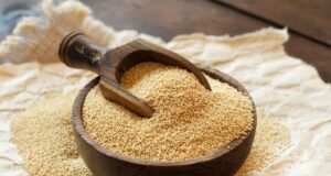 Ποιος σπόρος είναι πλούσιος σε ασβέστιο και σίδηρο, προλαμβάνει τους όγκους και διατηρεί γερά τα οστά