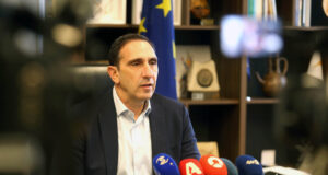 Υπ. Εσωτερικών: Επέκταση της ταχείας διαδικασίας αδειοδότησης σε αναπτύξεις μεσαίου ρίσκου