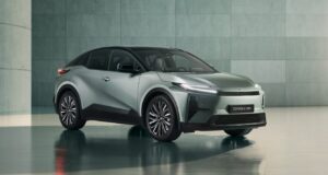 Παγκόσμια πρεμιέρα για το νέο αμιγώς ηλεκτρικό Toyota C-HR+