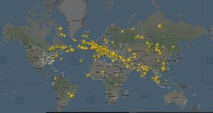 Χάος στις πτήσεις παγκοσμίως: Εκατοντάδες αεροπλάνα αλλάζουν πορεία ή επιστρέφουν μετά το κλείσιμο του Χίθροου