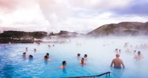 Τουρίστες αποκαλύπτουν τα hotspot του Instagram που τους απογοήτευσαν – Και ένα ελληνικό που το «έπνιξαν» οι influencers