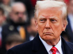 Tραμπ: Το Ιράν αναπτύσσει πυραύλους που «σύντομα» θα πλήξουν τις ΗΠΑ