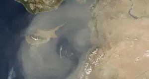 Συνεχίζεται το κύμα σκόνης – Ανεβαίνει η θερμοκρασία