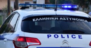 Τραγωδία στην Ελλάδα: Νεκρό ζευγάρι που έπεσε από μπαλκόνι πολυκατοικίας
