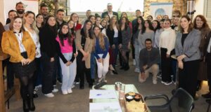 Οι νέοι γίνονται φορέας αλλαγής σχεδιάζοντας νεανικές κοινότητες