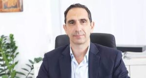 Ο Υπουργός Εσωτερικών παρουσίασε το «ΣτεγάΖΩ το μέλλον μου» – Δείτε λεπτομέρειες