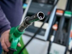 Δεν είναι ψέμα… Από την Πρωταπριλιά μείωση 8,33 σεντ στα καύσιμα κίνησης