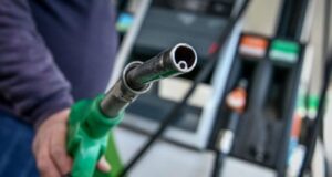 Το τέλος της βενζίνης και του πετρελαίου – Η κινέζικη τεχνολογία που θα «κλείσει» τα βενζινάδικα