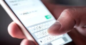 4 χαρακτηριστικά των ανθρώπων που χρειάζονται ώρες για να απαντήσουν σε ένα μήνυμα