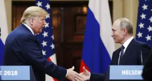 Μαραθώνια συνομιλία 2 ωρών Τραμπ-Πούτιν: Πιθανή η κατάπαυση πυρός