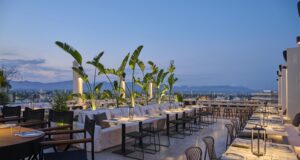 Γνωστό bar – restaurant της πόλης πιστό στο καλοκαιρινό του ραντεβού