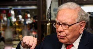 Όταν η κόρη του Γουόρεν Μπάφετ του ζήτησε δάνειο για να ανακαινίσει την κουζίνα της – Η απάντησή του έμεινε στην ιστορία