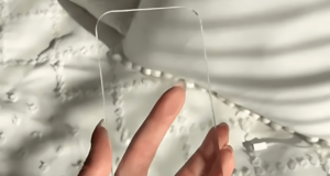 Methaphone: Τι είναι το viral, διάφανο κινητό που έχει φέρει φρενίτιδα στο TikTok;