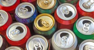 Αυστραλός αγόρασε σπίτι ανακυκλώνοντας σχεδόν μισό εκατομμύριο κουτάκια -Δείτε πώς τα κατάφερε