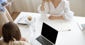 Η AIPFE Κύπρου και οι Queens of Money παρουσιάζουν το 3ο μέρος της σειράς “Money Mindset & Self Love”: Ας Μιλήσουμε για το Χρέος