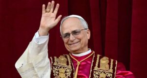 Βατικανό: “Επιστροφή” στο παπικό διαμέρισμα επιθυμεί ο πάπας Λέων ΙΔ