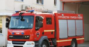 Πυρκαγιά σε οικία από ξεχασμένο κερί σε παιδικό υπνοδωμάτιο – Στο νοσοκομείο δύο πρόσωπα