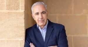 Αόρατη Συνωμοσία | Παρουσίαση του βιβλίου του Ανδρέα Χατζηκυριάκου στη Λευκωσία