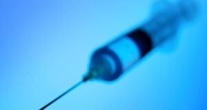 Τι είναι το «needle spiking», θύματα του οποίου φέρεται να έπεσαν δεκάδες άνθρωποι στη Γαλλία