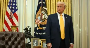 Ο Τραμπ σε κρίσιμο σταυροδρόμι: Οι κίνδυνοι και οι ευκαιρίες μιας πιθανής εμπλοκής των ΗΠΑ σε πόλεμο με το Ιράν