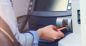 Ακόμα περισσότερα σημεία για μετρητά – Αυξάνονται ΑΤΜ και σημεία cashback