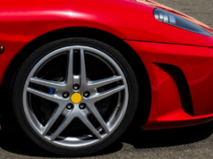 Τα supercars αποκάλυψαν φοροφυγάδες