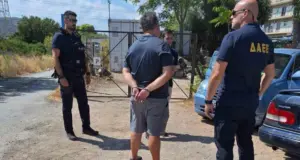 Άφηνε παιδιά ΑΜΕΑ σε κέντρο αποκατάστασης και μετά έβαζε φωτιές o υπάλληλος του Δήμου Παλλήνης που συνελήφθη