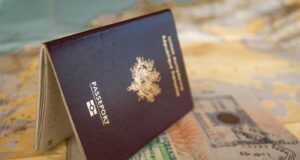 Η χρυσή βίζα που μαγνητίζει τους Κινέζους