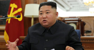 Ο Κιμ Γιονγκ Ουν απαγορεύει πλαστικές στήθους επειδή είναι «αντισοσιαλιστικές»