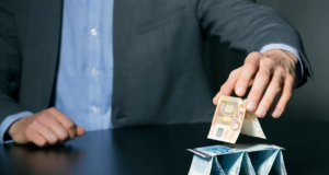 Προσοχή συνιστά η Υπηρεσία καταναλωτή με τα πυραμιδωτά συστήματα πωλήσεων