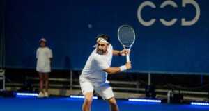 Επετειακό Smash: Μάρκος Παγδατής και Marat Safin ενθουσίασαν τους φιλάθλους στο City of Dreams Mediterranean