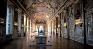 Τα κοσμήματα που άρπαξαν οι διαρρήκτες από το Λούβρο: Σώθηκε το «καταραμένο» διαμάντι Régent των 140 καρατίων