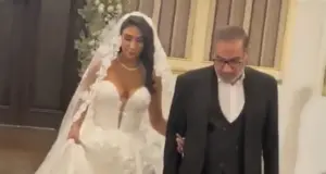 Σκάνδαλο με τον «δυτικό» γάμο της κόρης του στενότερου συμβούλου του Χαμενεΐ στο Ιράν – Το αποκαλυπτικό νυφικό και η διαρροή του βίντεο