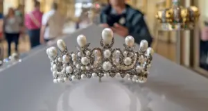 Συνελήφθη και τρίτο άτομο για τη ληστεία στο Λούβρο -Νέα εξέλιξη