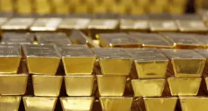 Η τιμή του χρυσού έσπασε για πρώτη φορά το φράγμα των $4.000 δανά ουγγιά