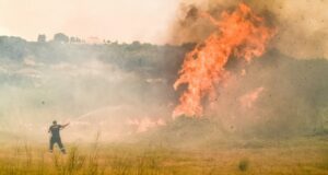 Κάτι συμβαίνει με τις φωτιές στην Τάλα – Ανησυχία για κακόυβουλες ενέργειες