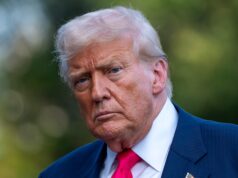 Απτόητος ο Τραμπ παρά τις σκέψεις για αντίποινα €93 δις από την Ευρώπη: Είναι η ώρα τώρα για τη Γροιλανδία και θα γίνει