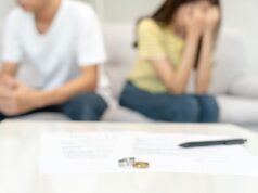 Πώς η Gen Z «επαναπροσδιορίζει» το διαζύγιο – Οι 5 αλλαγές στους γάμους των νέων