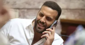 Πώς το έσκασε ο Νίκος Παππάς από το Στρασβούργο για να αποφύγει τη σύλληψη – Σενάριο κινηματογραφικής ταινίας