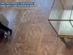 Νέο βίντεο δείχνει την «κλοπή του αιώνα» στο Λούβρο – Με αλυσοπρίονο έκαναν σμπαράλια τις προθήκες