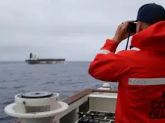 Τεντώνουν το σχοινί οι ΗΠΑ: Χτυπούν τη σκιώδη ναυτιλία της Βενεζουέλας – Αντιδρά η Ρωσία, προειδοποιεί η Κίνα