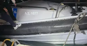 Τραγωδία στη Χίο με 15 νεκρούς: Το δουλεμπορικό χτύπησε το σκάφος μας και βυθίστηκε λέει το Λιμενικό