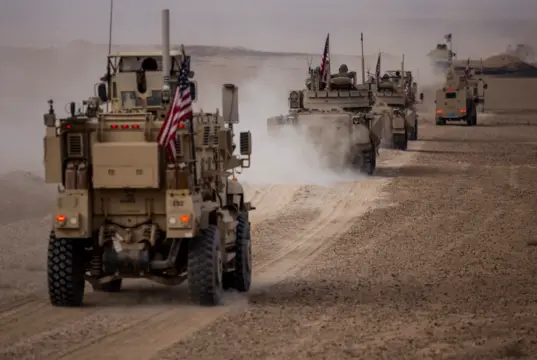 Οι ΗΠΑ συγκεντρώνουν τη μεγαλύτερη αεροπορική δύναμη στη Μέση Ανατολή από την εισβολή στο Ιράκ το 2003