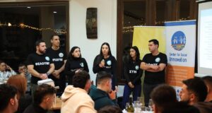 Oι νέοι ξεδιπλώνουν ιδέες και σχεδιάζουν νεανικές κοινότητες