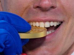 Τα δάγκωμα του Ολυμπιακού μεταλλίου είναι εμβληματικό. Τι συμβολίζει, όμως;