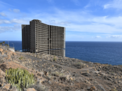 Προς κατεδάφιση«ξενοδοχείο φάντασμα» στην Τενερίφη μετά από 50 χρόνια εγκατάλειψης – Η τρομακτική του ιστορία