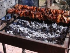 Δύσκολο εγχείρημα το άναμμα της φουκούς την Τσικνοπέμπτη – Αναμένονται βροχές