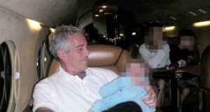 Οι γάμοι που διαλύθηκαν και οι καριέρες της ελίτ που στιγματίστηκαν από τις αποκαλύψεις του σκανδάλου Επστάιν