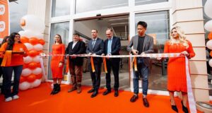 Η Info Quest Technologies επεκτείνει την παρουσία της στην Κύπρο με νέο Xiaomi Store στη Λεμεσό